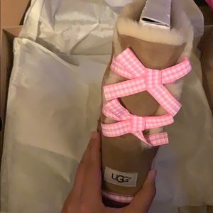 Gingham Bailey Bow Ugg